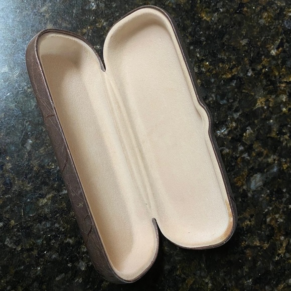 Eyeglass Case - Picture 2 of 10